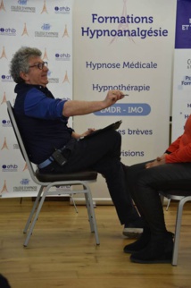 Intervention de Laurent GROSS au Congrès International Hypnose et Douleur. Confédération Francophone Hypnose & Thérapies Brèves.