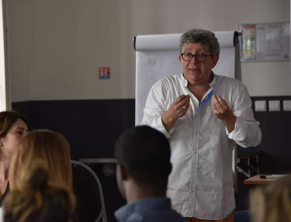 Congrès Mondial d'Hypnose 2015 : l'intervention de Laurent Gross Congrès Mondial d'Hypnose 2015 : l'intervention de Laurent Gross